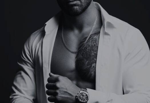 masajista erotico en sevilla para mujeres alex camisa abierta