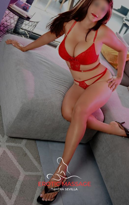 masajista erótica venezolana pechos grandes en Sevilla